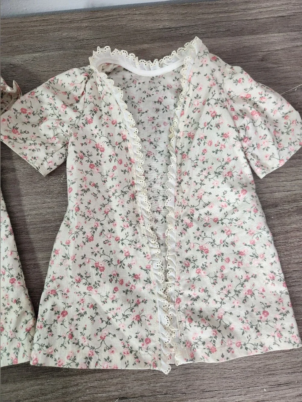 Vintage Dolls Delight Floral Nightgown & Robe For 18